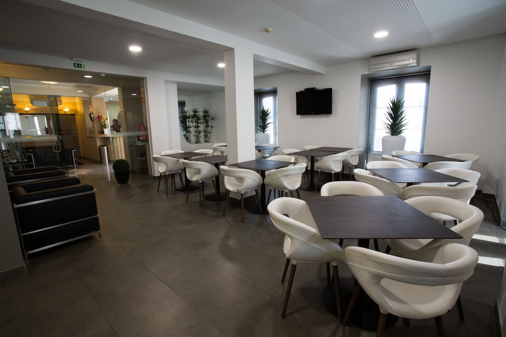 Hotel Solaris by null