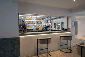 Déjeuner et souper servis sur place