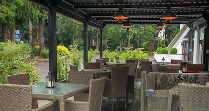 Best Western Premier Heronston Hotel & Spa