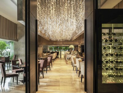 Avani Ratchada Bangkok Hotel