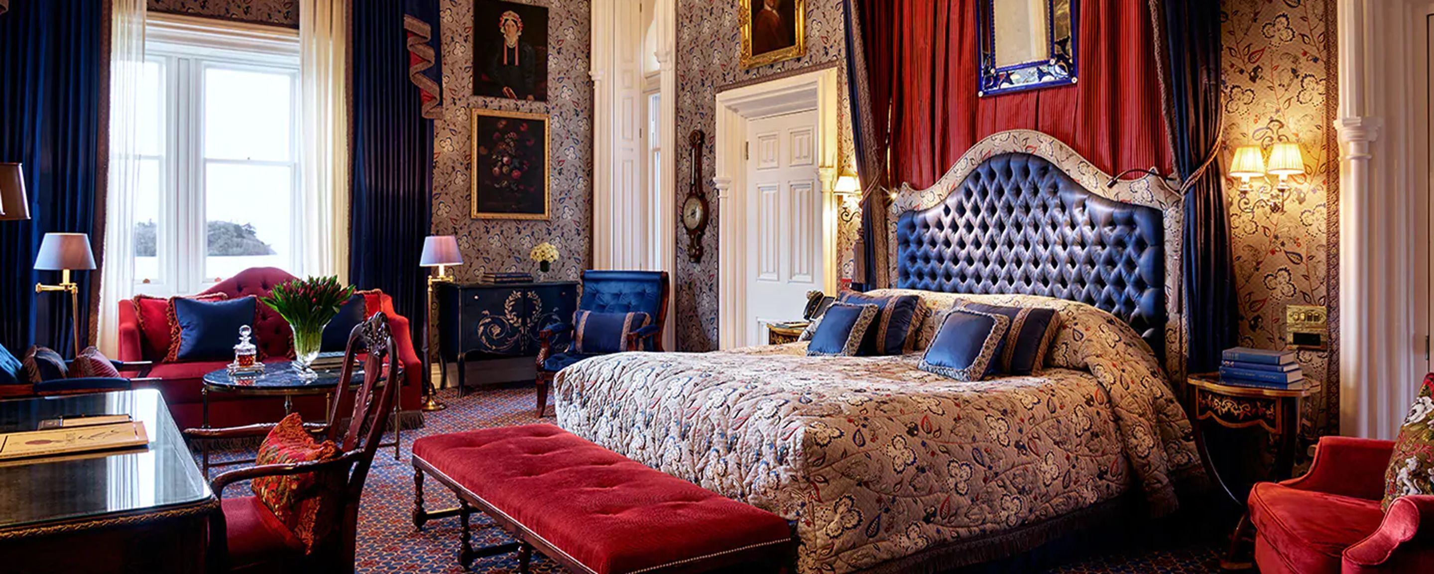 Premium bedding, pillow-top beds, minibar, in-room safe