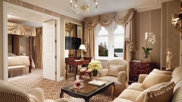 Junior Room (Stateroom) | Premium bedding, pillowtop beds, minibar, in-room safe