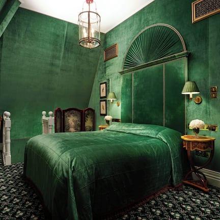 Suite | Premium bedding, pillowtop beds, minibar, in-room safe