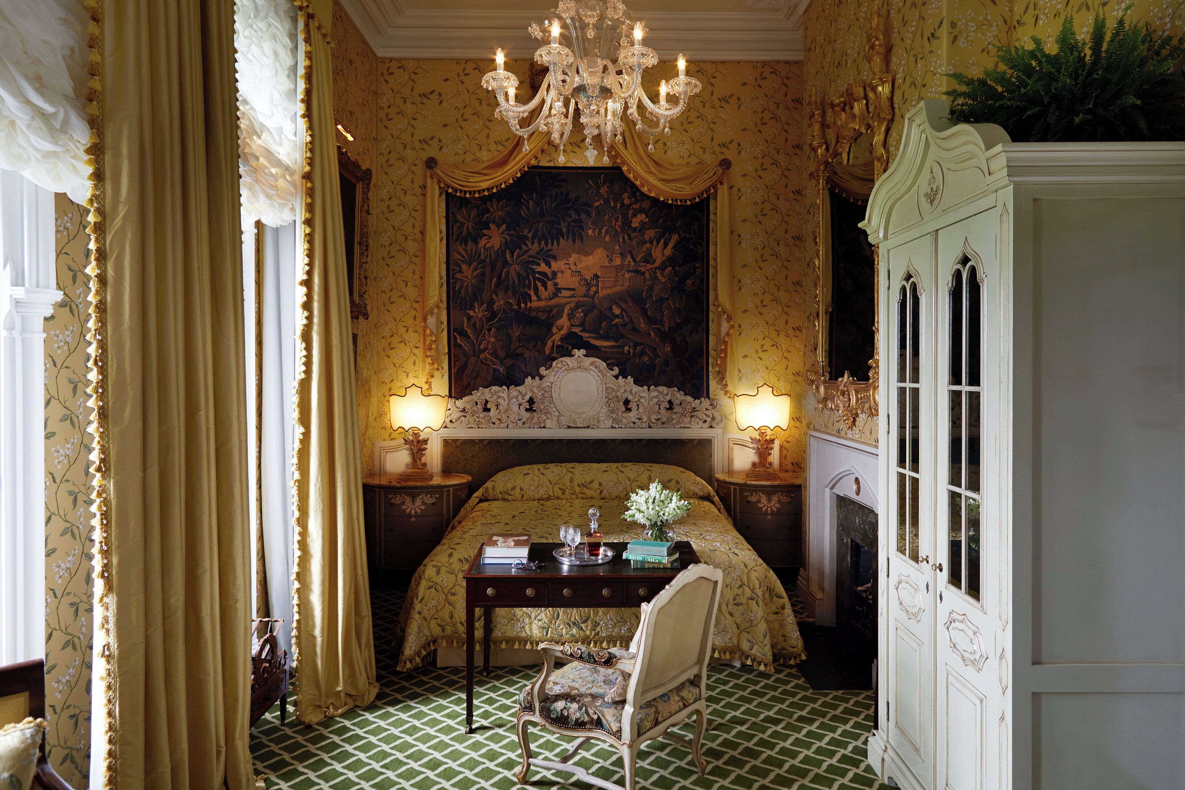 deluxe room, lake view | exterior