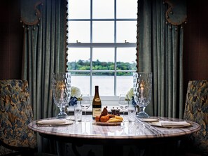Room (Guinness Boathouse) | Lake view