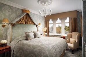 Junior Room (Stateroom)