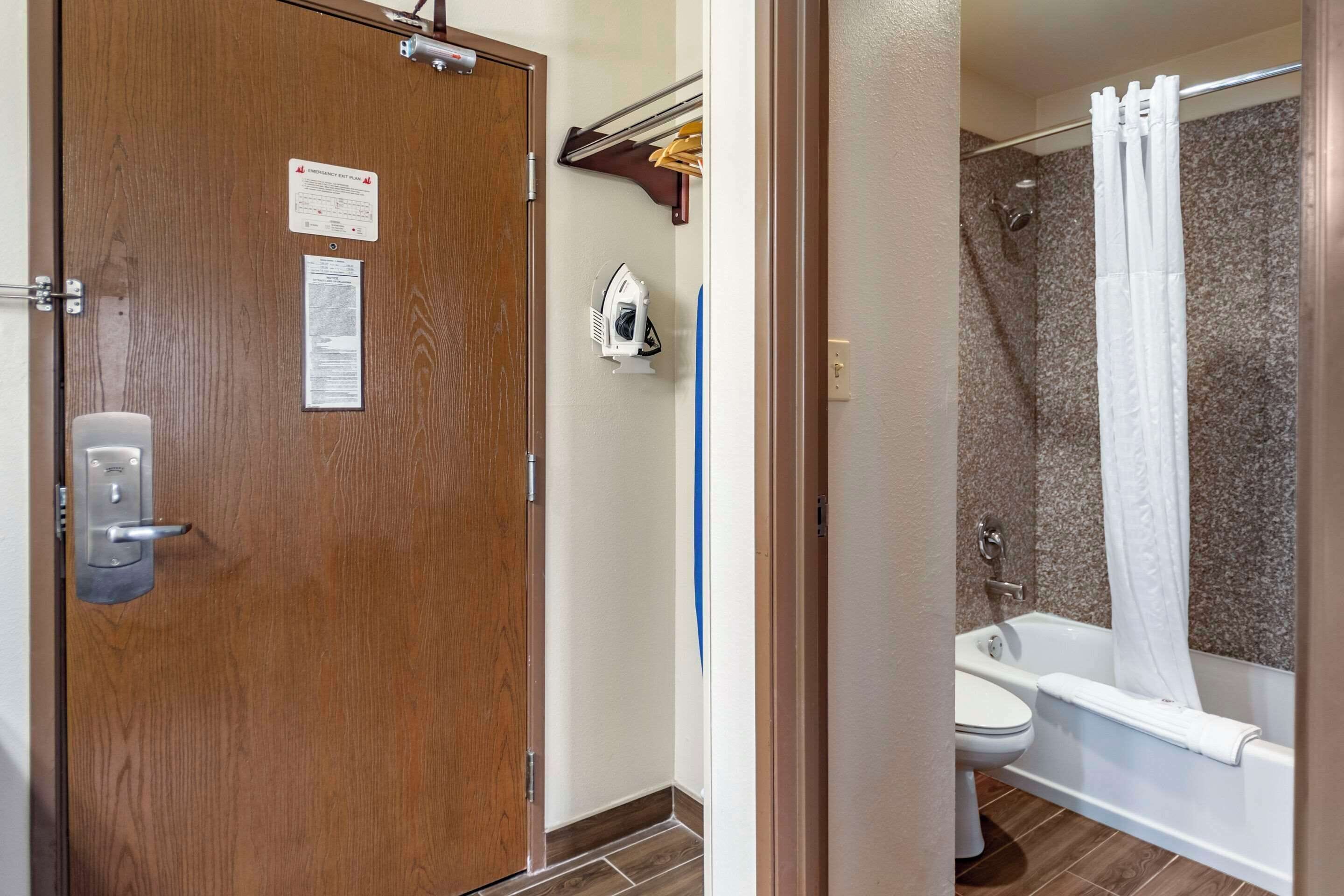 Foto - Comfort Inn Tulsa Midtown
