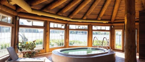 Baignoire à remous intérieure