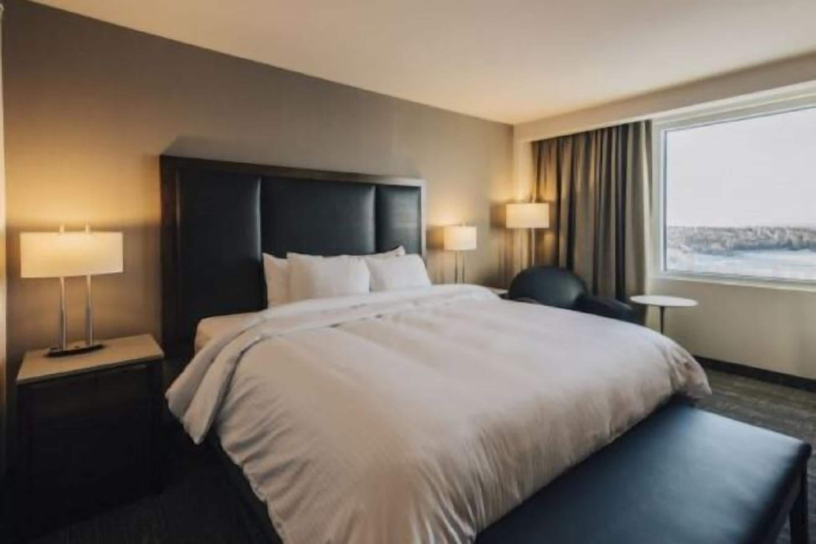 Premium bedding, pillow-top beds, in-room safe, desk