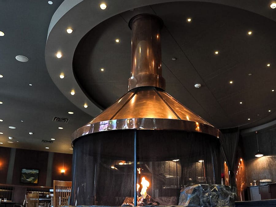 Breakfast, lunch and dinner served