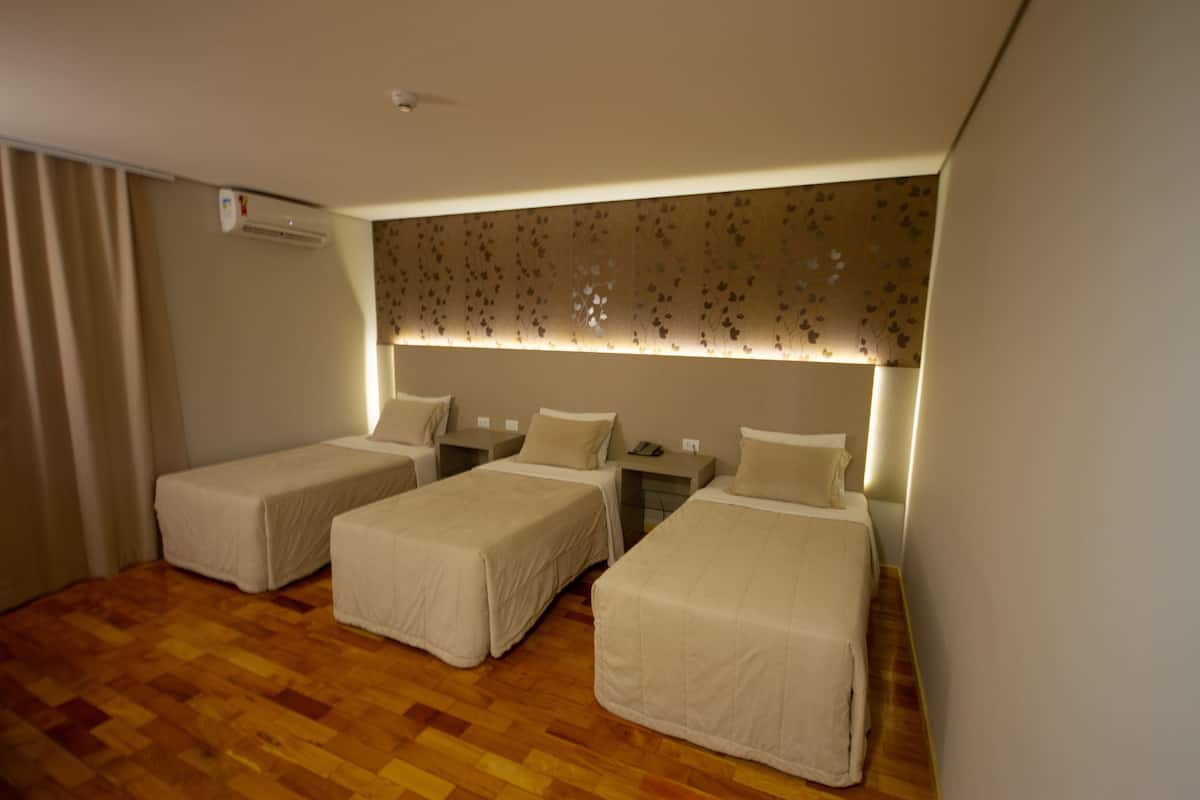 1 bedroom, minibar, in-room safe, desk