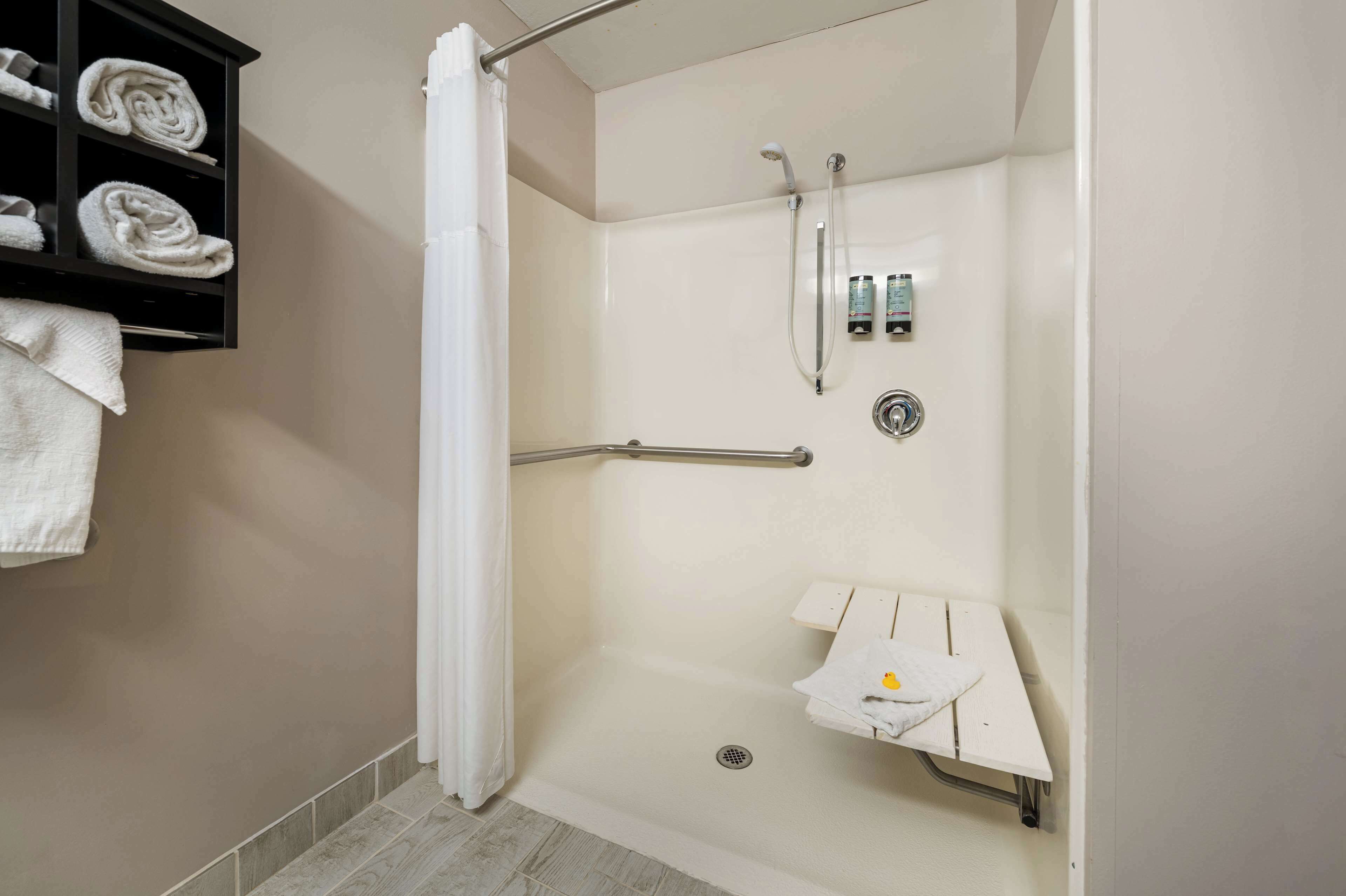 standard room, 2 queen beds, accessible, non smoking | bathroom | combined shower/bathtub, free toiletries, hair dryer, towels