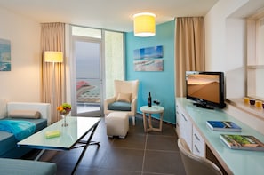 View from room - Herods Dead Sea (Tamar)