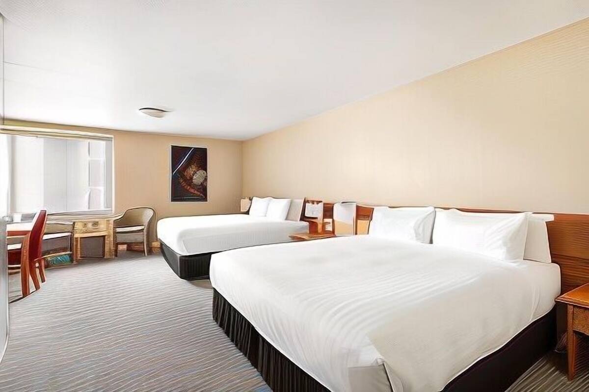 Minibar, iron/ironing board, WiFi (free), bed sheets