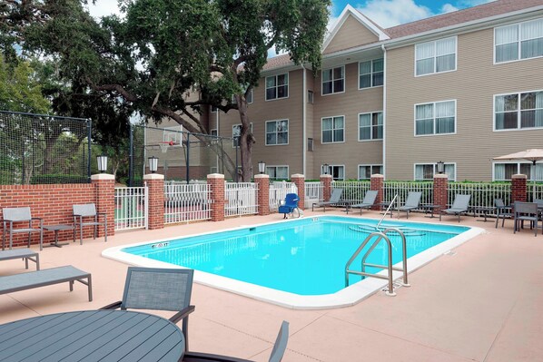 Alberca al aire libre 