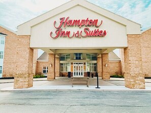 Exterior - Hampton Inn & Suites Cleveland/Independence (Independence)