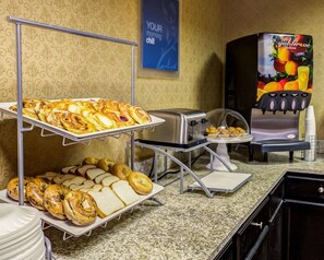 Free daily buffet breakfast 