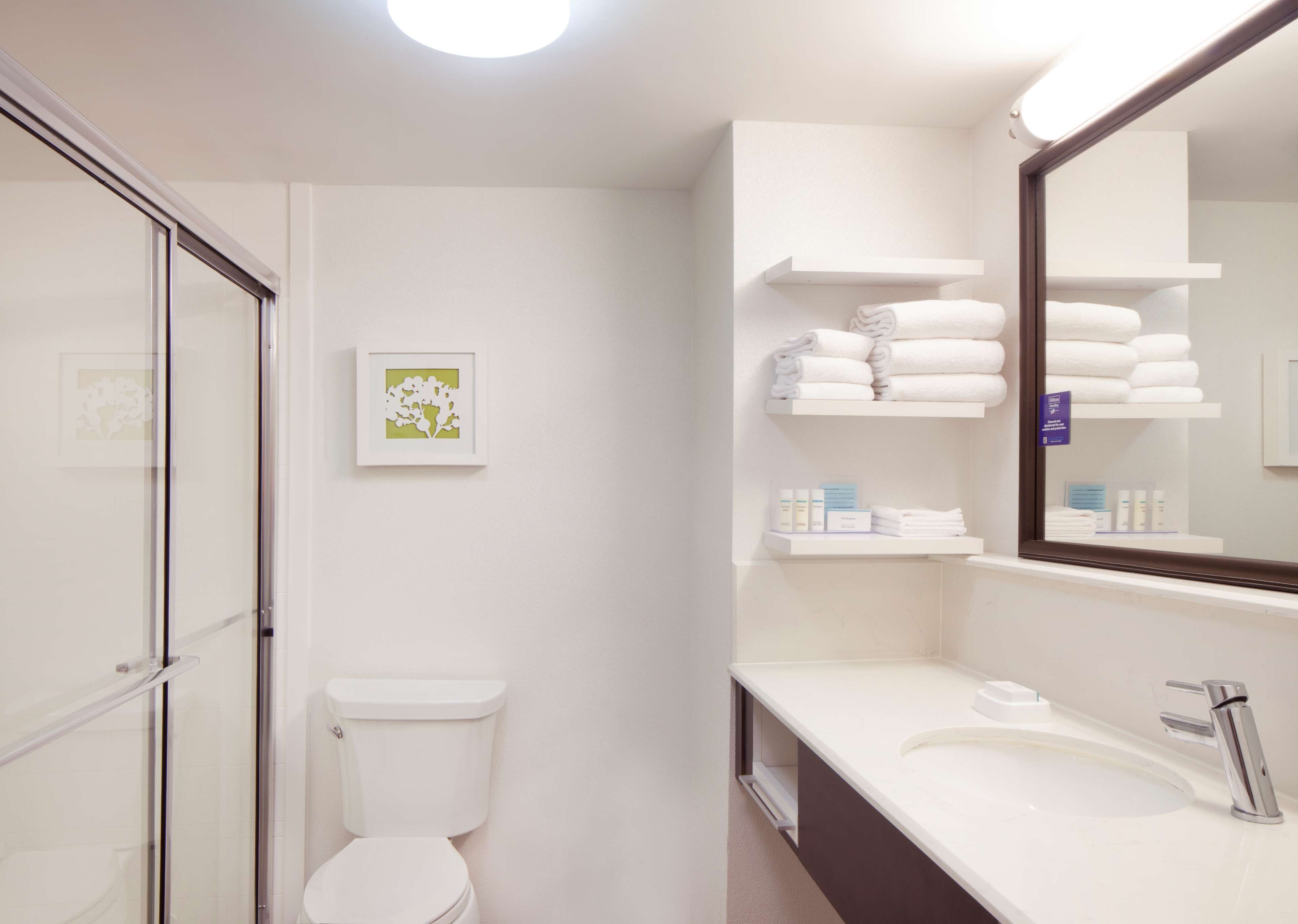 premium bedding, down duvets, in-room safe, desk