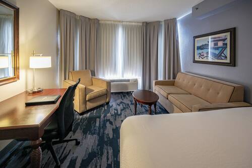 2 Queen Beds with Sofa Bed