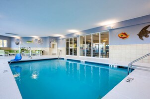 Indoor pool, outdoor pool, sun loungers