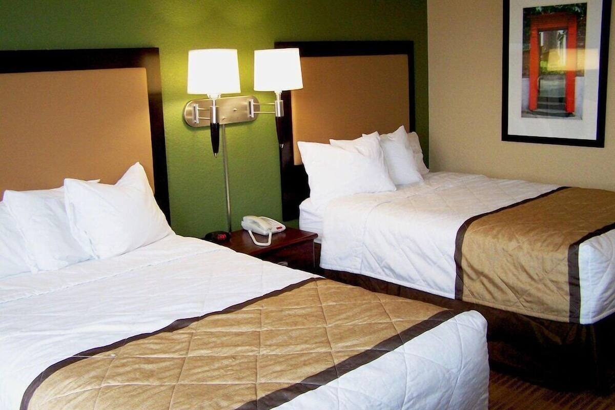 Desk, blackout drapes, iron/ironing board, free WiFi