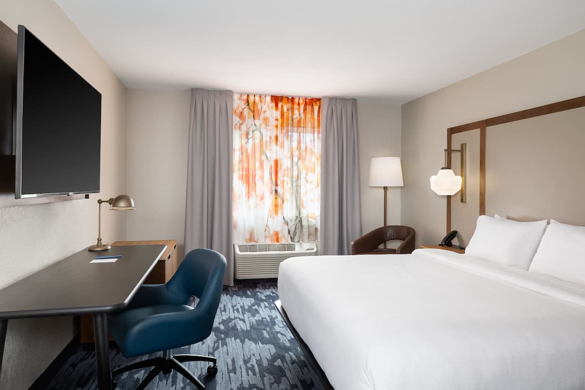 Pillow-top beds, in-room safe, desk, laptop workspace