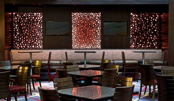 Garden views, serves dinner and happy hour