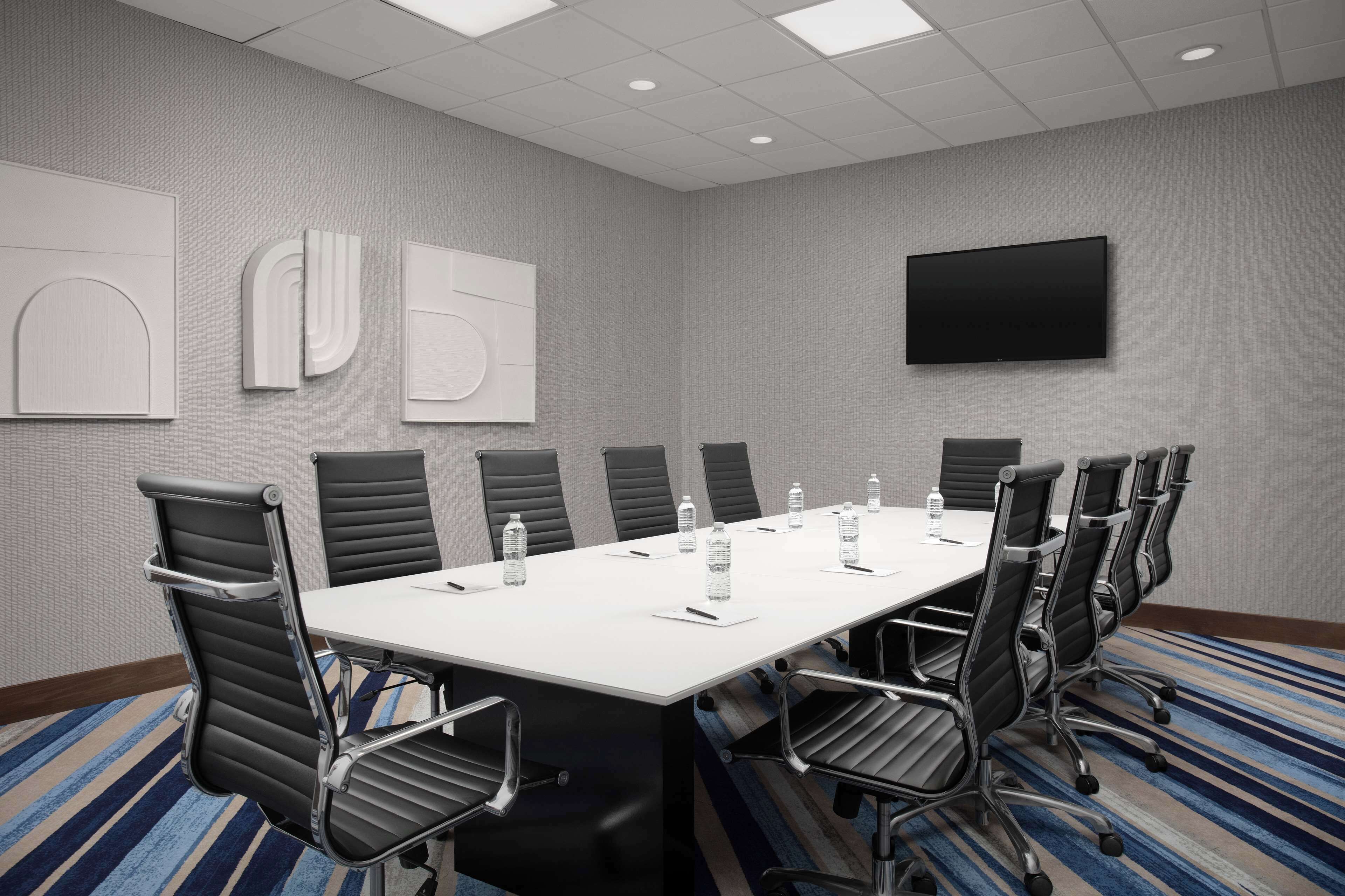 Photo - Embassy Suites by Hilton Dallas Near the Galleria