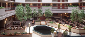 Embassy Suites by Hilton Dallas Near the Galleria