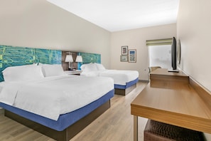 Premium bedding, in-room safe, iron/ironing board - Hampton Inn Richmond (Richmond)