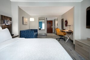 Caja de seguridad en la habitación, escritorio y cortinas blackout 