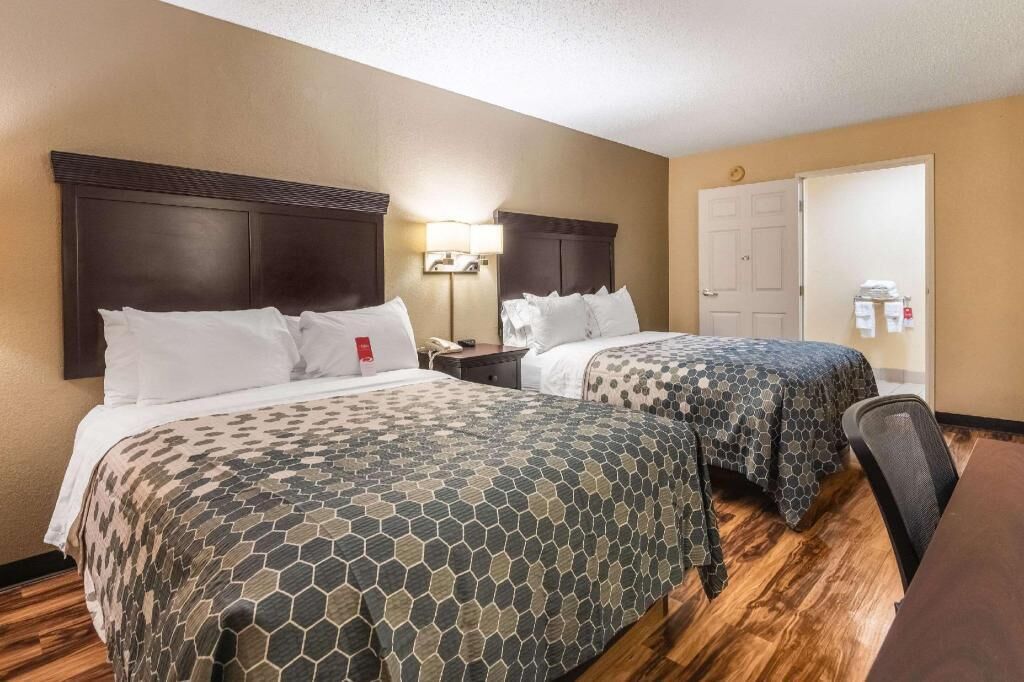 Premium bedding, pillowtop beds, iron/ironing board