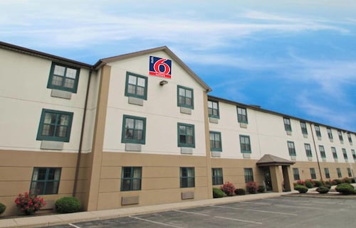 Studio 6 Corporate Extended Stay Buffalo Amherst NY