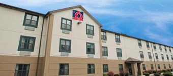 Studio 6 Corporate Extended Stay Buffalo Amherst NY
