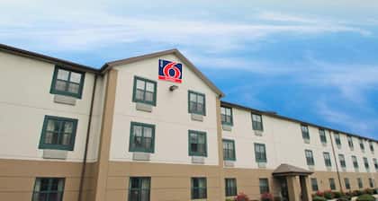 Studio 6 Corporate Extended Stay Buffalo Amherst NY