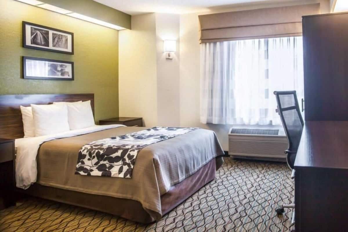 In-room safe, desk, laptop workspace, blackout curtains