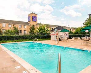 Seasonal outdoor pool