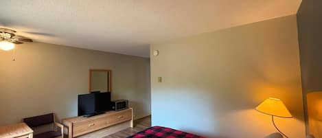 Classic Single Room | Bed sheets