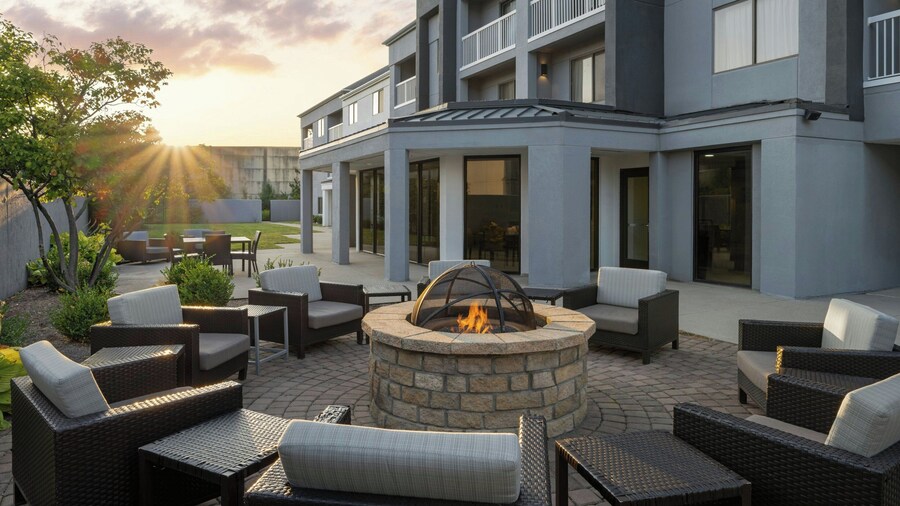 Courtyard by Marriott Indianapolis Northwest