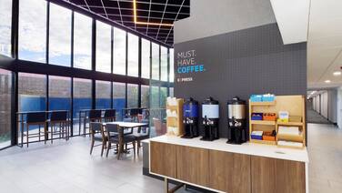 Holiday Inn Express & Suites Phoenix - Tempe by IHG