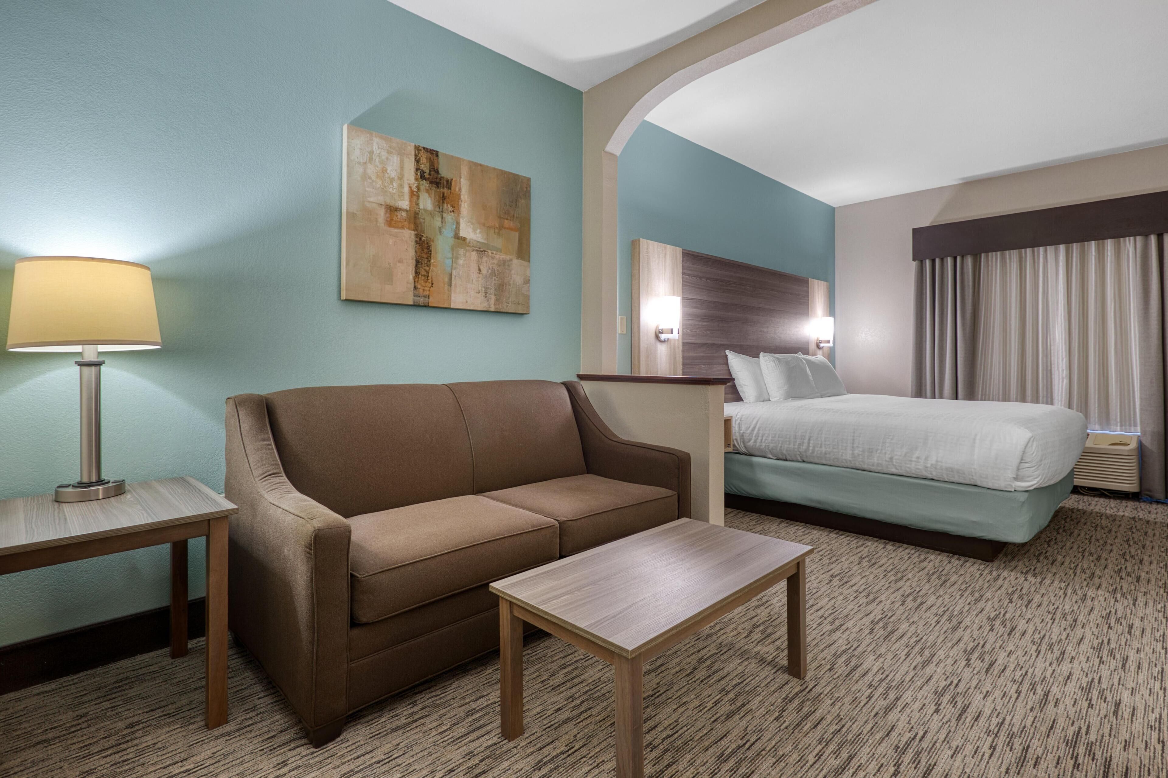 Suite, 1 King Bed, Non Smoking, Microwave | Pillowtop beds, desk, laptop workspace, WiFi