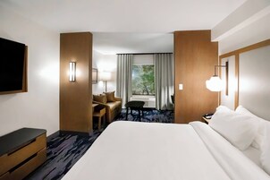 1 habitación, escritorio y cortinas blackout