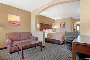 Escritorio, tabla de planchar con plancha y cunas gratuitas