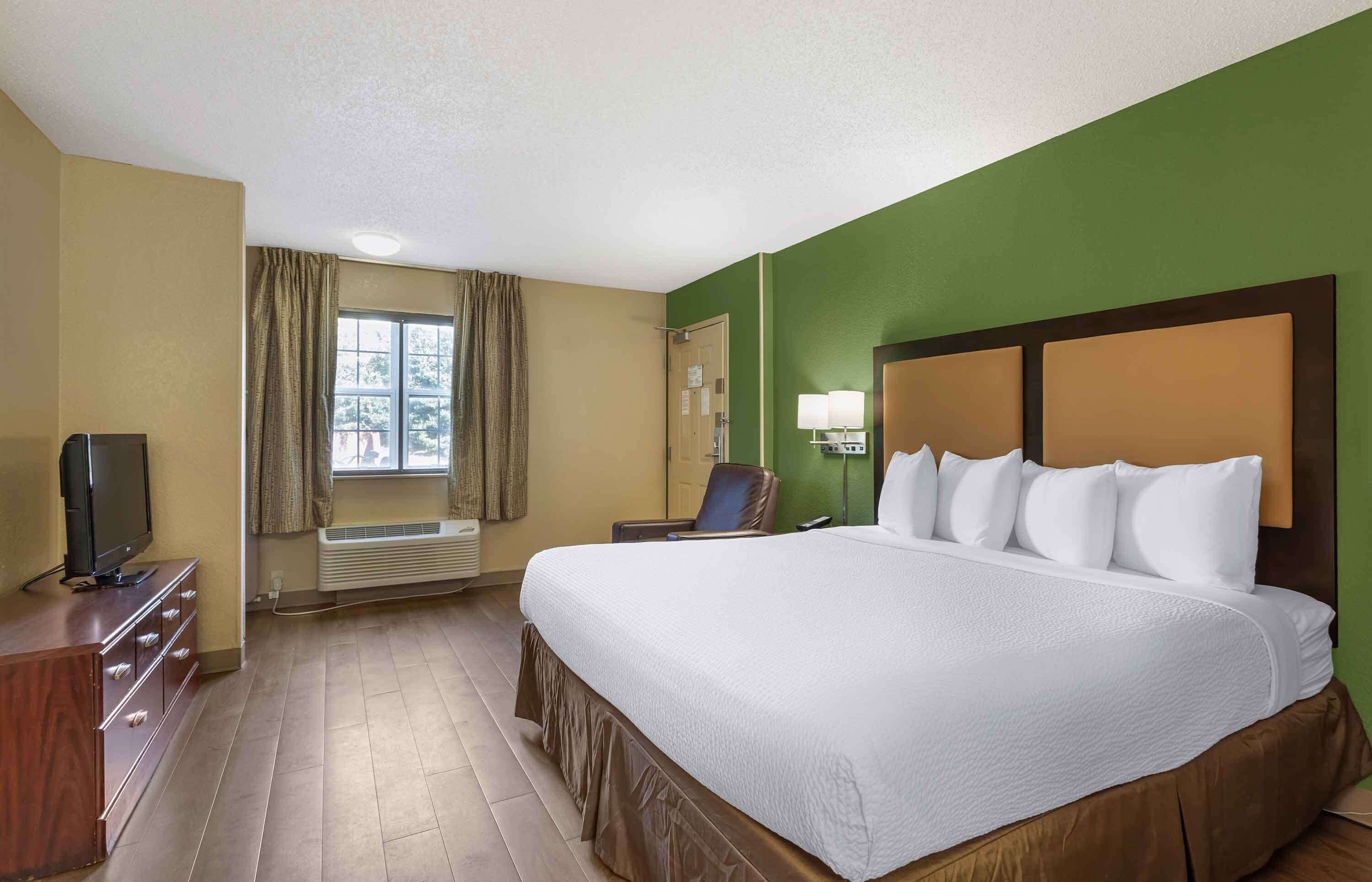 Photo - Extended Stay America Suites - Fresno - North