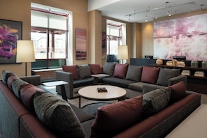 Lobby lounge