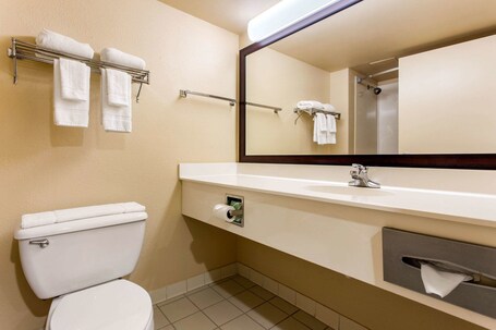 Quality Inn Suites North Myrtle Beach - Image 54
