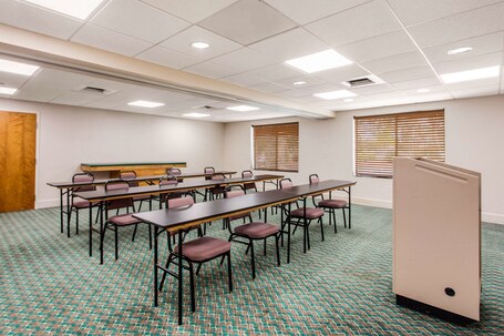 Quality Inn Suites North Myrtle Beach - Image 30
