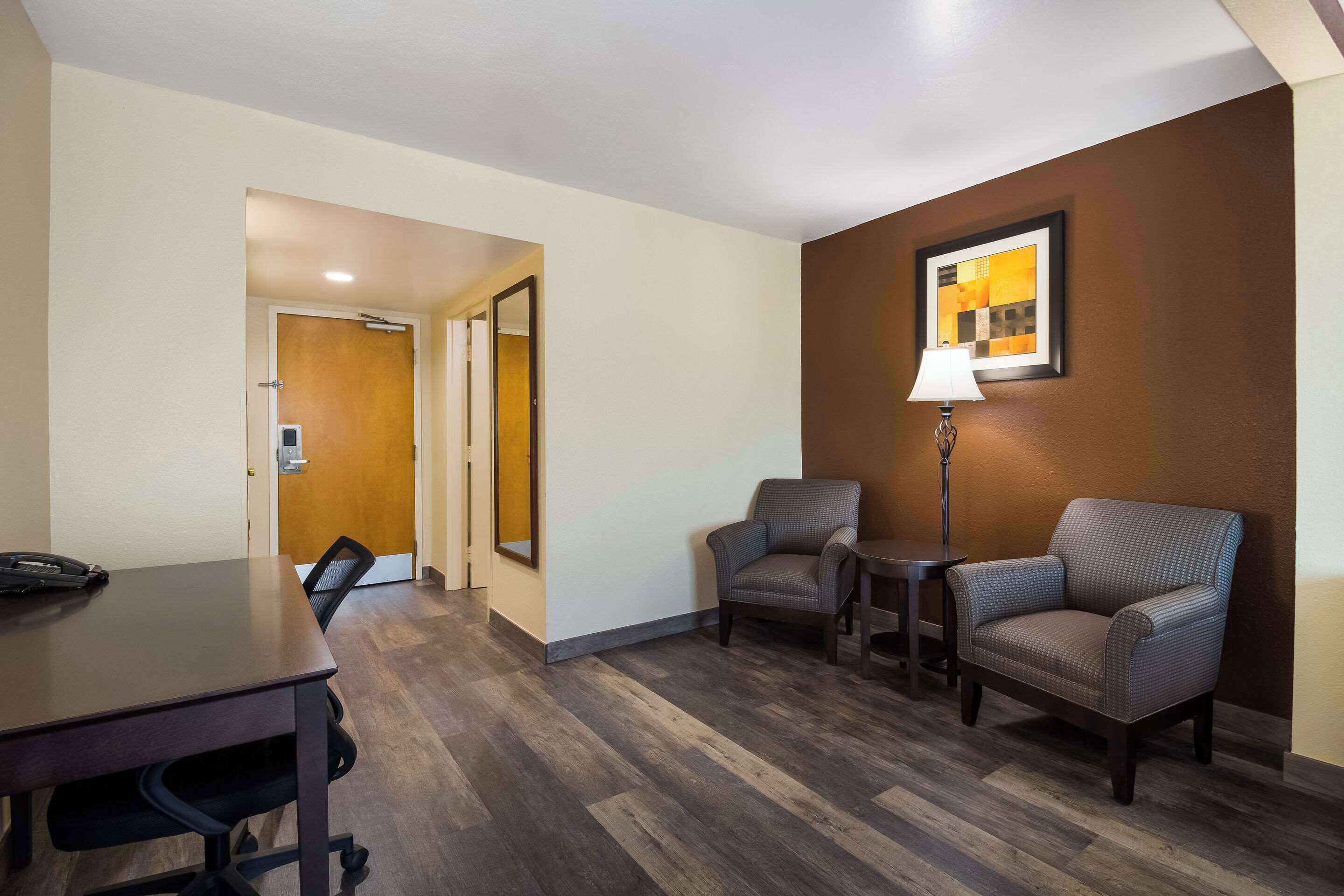 room, 1 king bed, accessible, non smoking | 1 bedroom, desk, laptop workspace, iron/ironing board