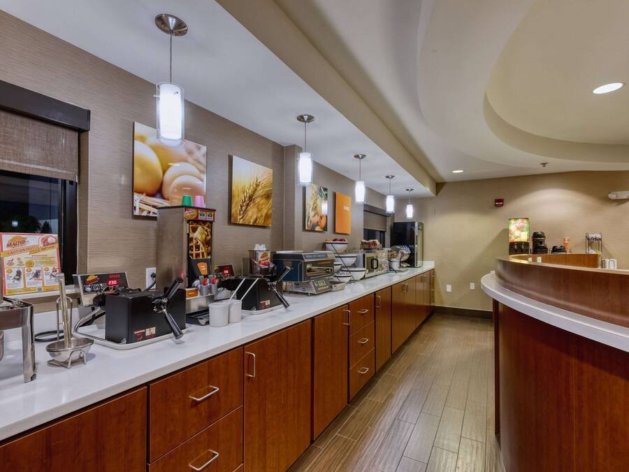 Free daily full breakfast