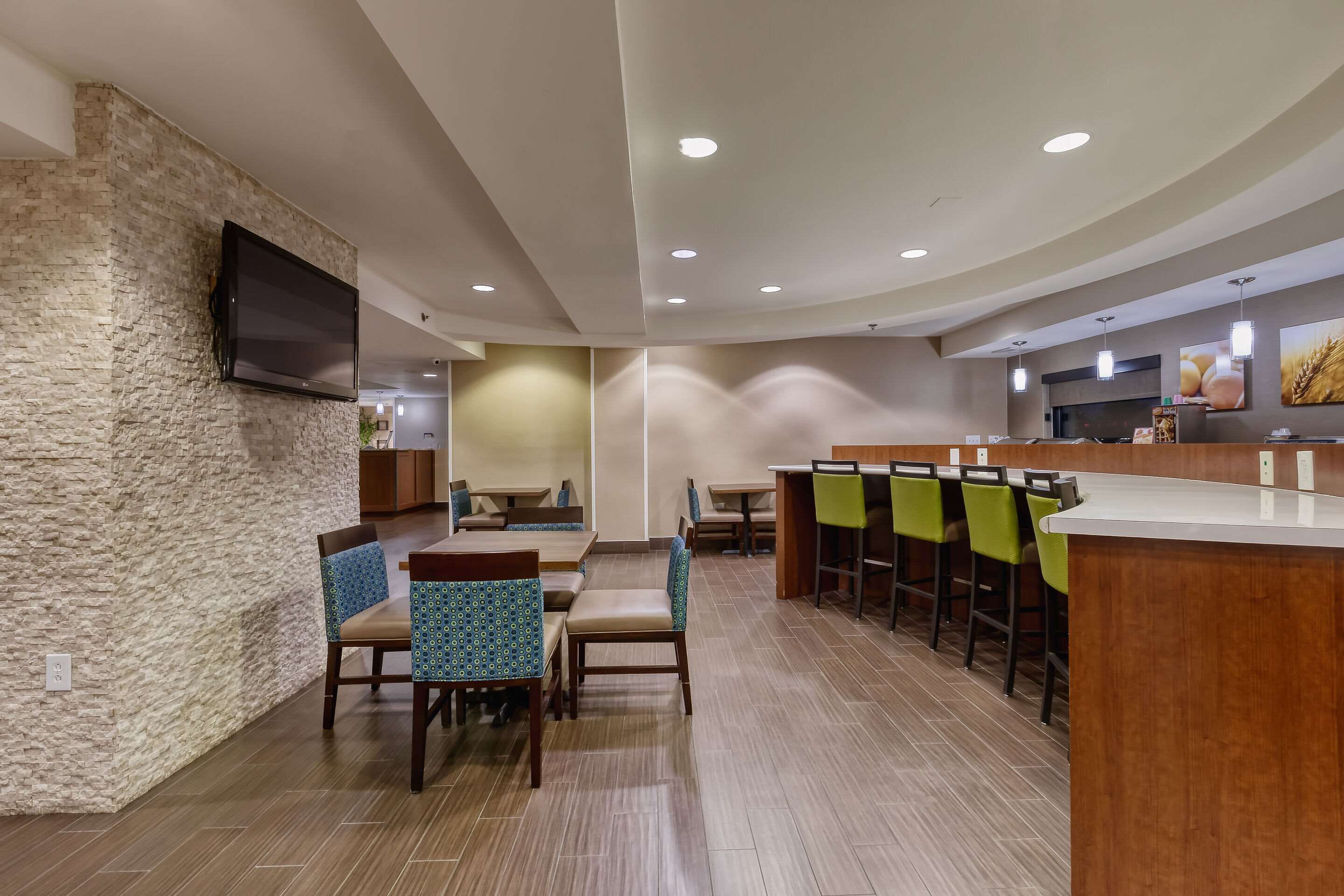 Komplett frokost er inkludert hver dag